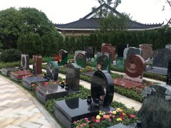 艺术墓碑：展现生命的故事，转达永恒的情绪