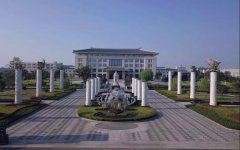 云顶集团人的一天