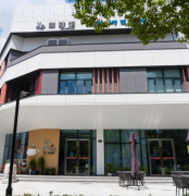 叮咚，Y·CAFE请您领取十月惊喜~