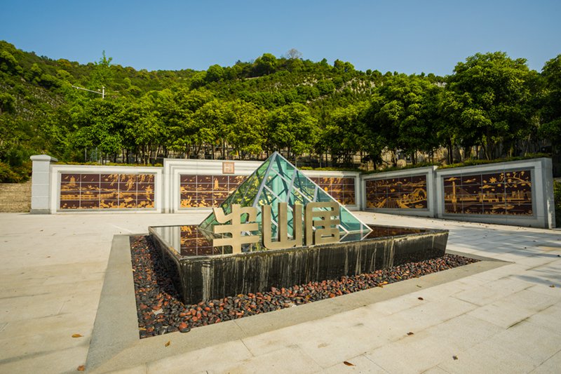 感受自然之美，云顶集团集团的陵园妄想哲学