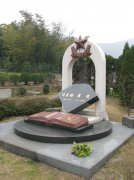 名人墓碑应该怎样设计？探索永恒印记的艺术与思索